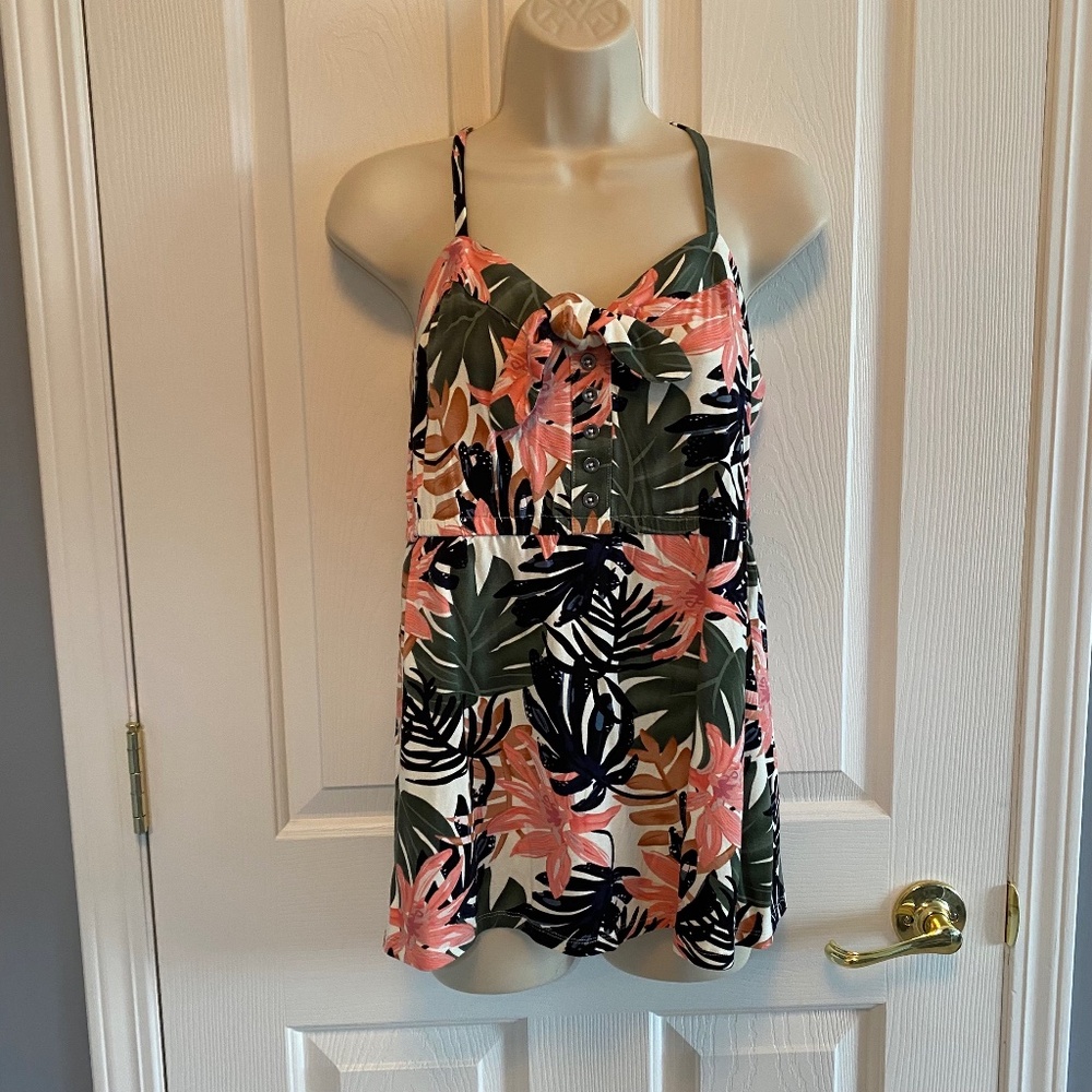 BUY 2 ITEMS & GET 1 FREE - Ricki’s Tropical Tank Sz L